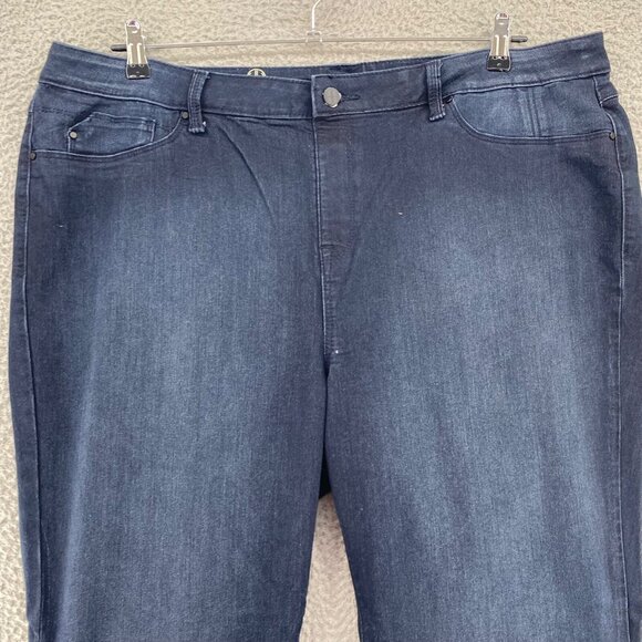 Hot In Hollywood Jean Women 2X Plus Navy Silky Denim Pull On Flare Vital Stretch - Picture 2 of 13